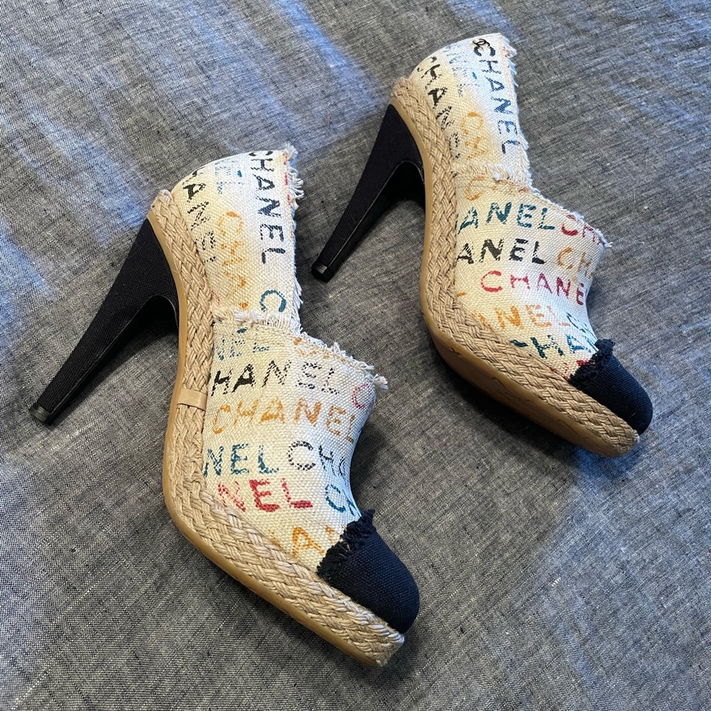 RARE Pre-loved Graffiti Chanel Platform Heels 39